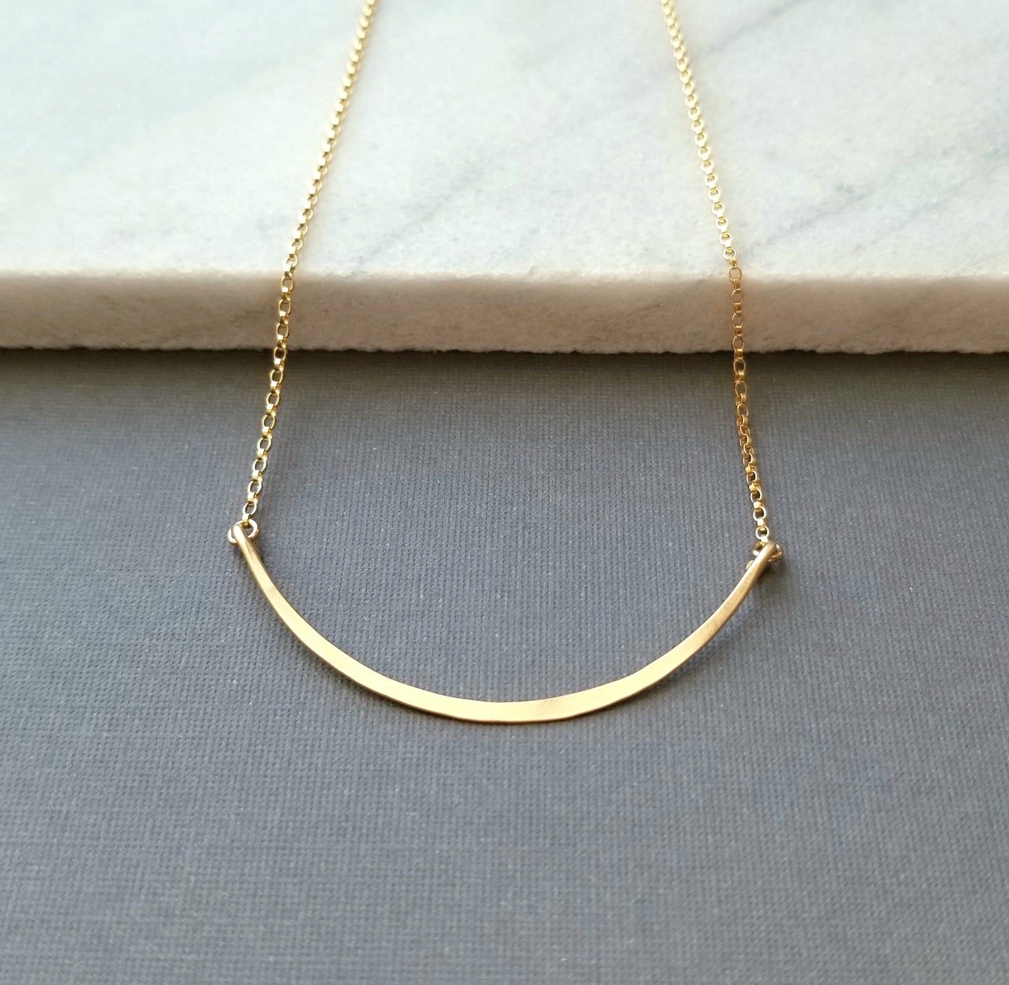 Arc Necklace