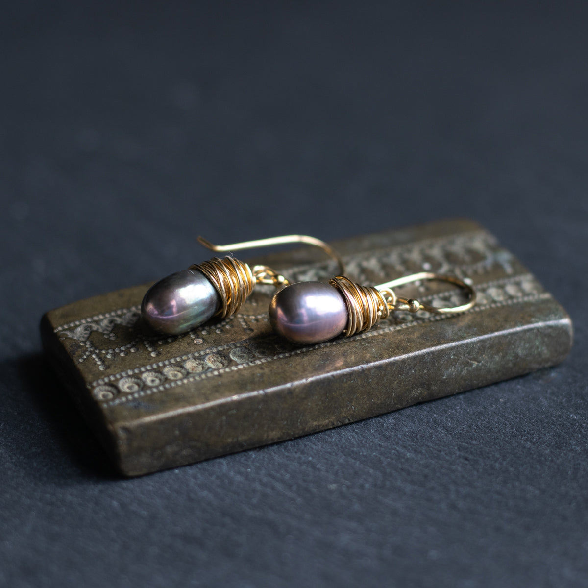 Grey Pearl Earrings