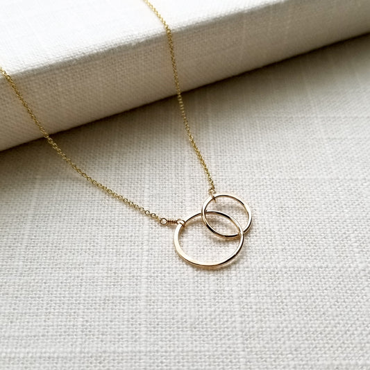 Double Linked Circle Necklace